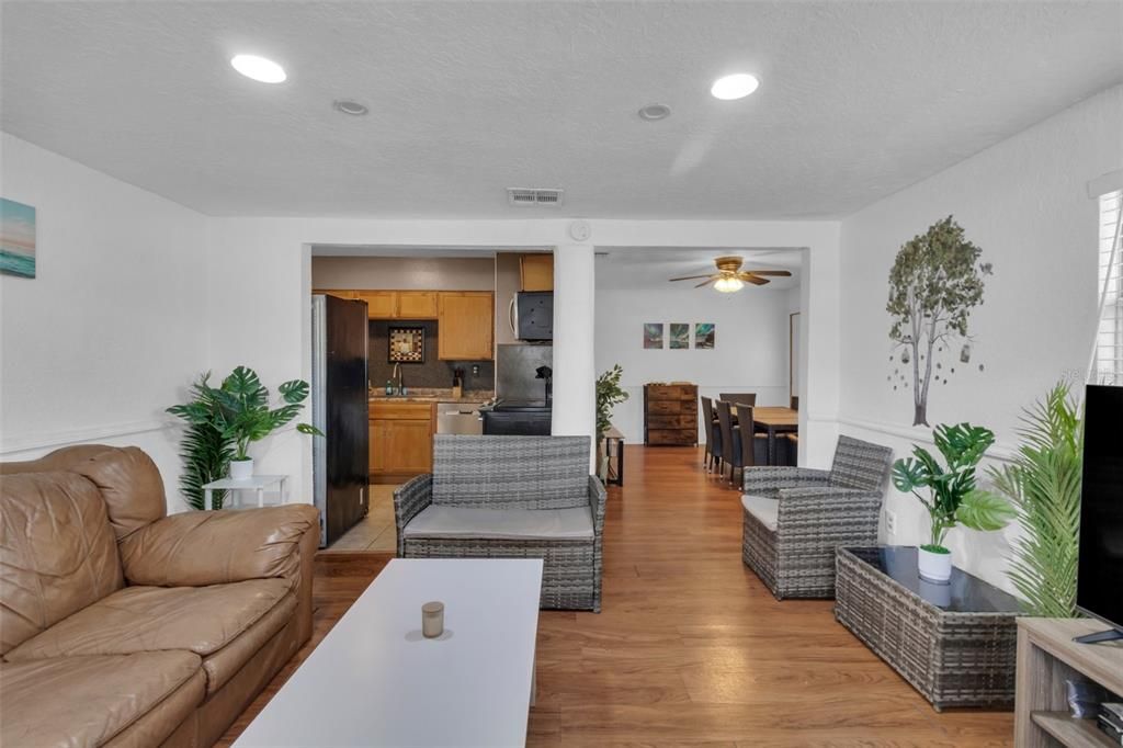 For Sale: $399,000 (3 beds, 2 baths, 2016 Square Feet)