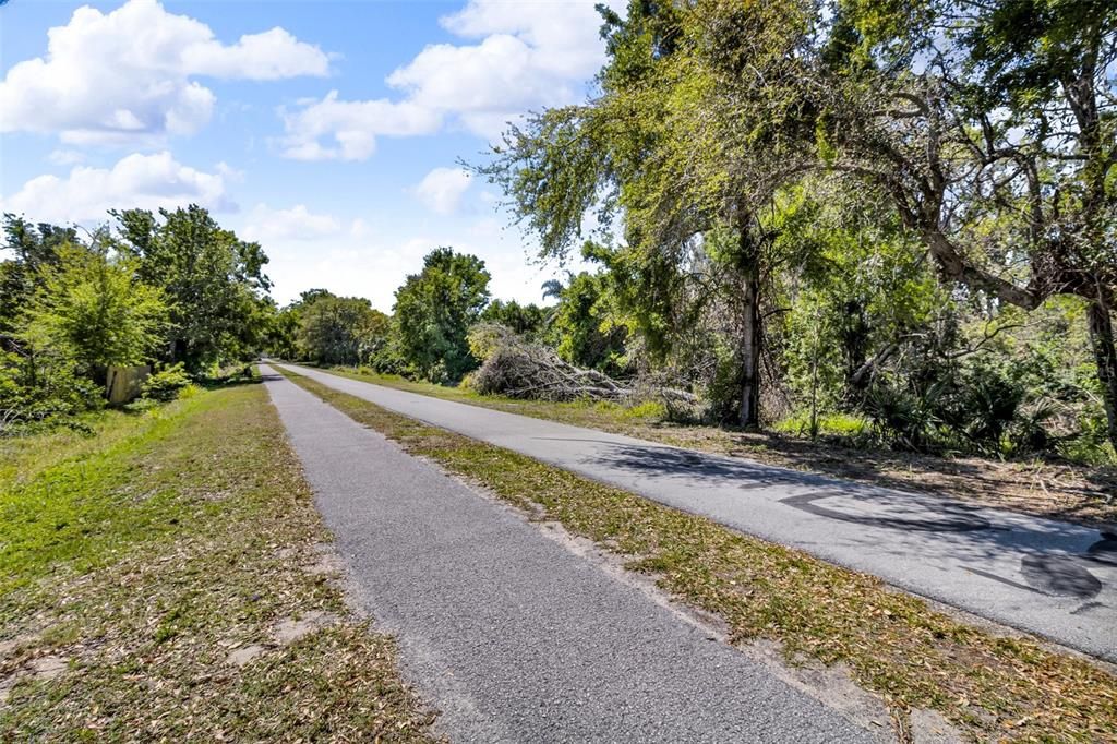 For Sale: $399,000 (3 beds, 2 baths, 2016 Square Feet)