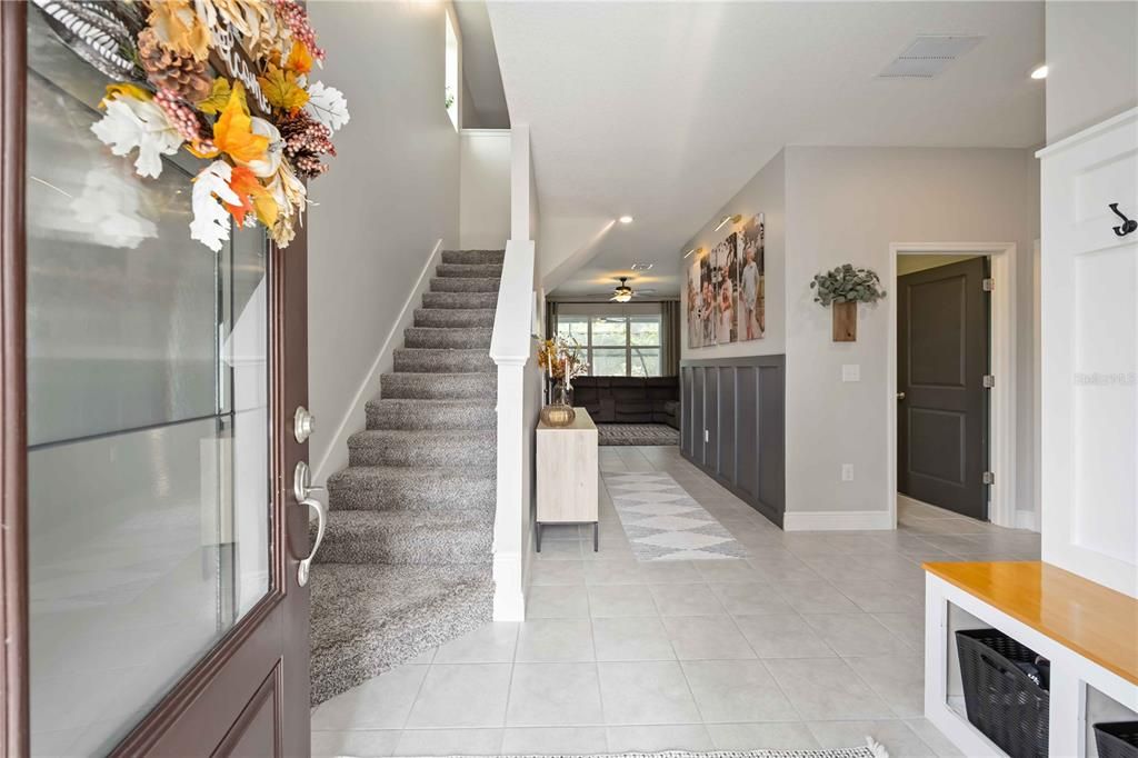 Active With Contract: $560,000 (3 beds, 2 baths, 2378 Square Feet)