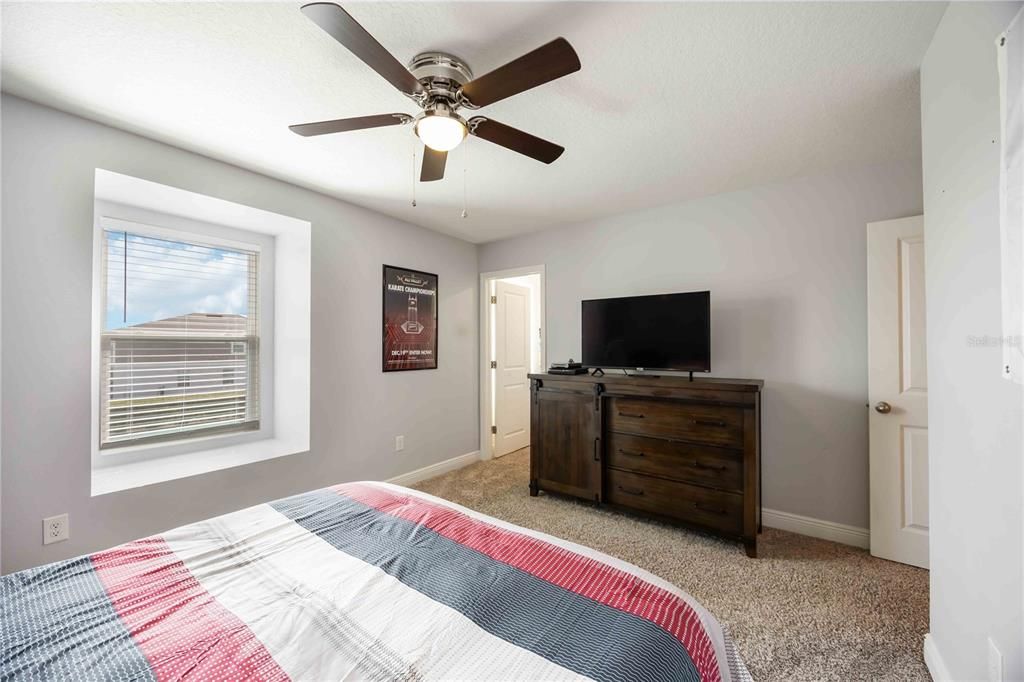 Active With Contract: $560,000 (3 beds, 2 baths, 2378 Square Feet)