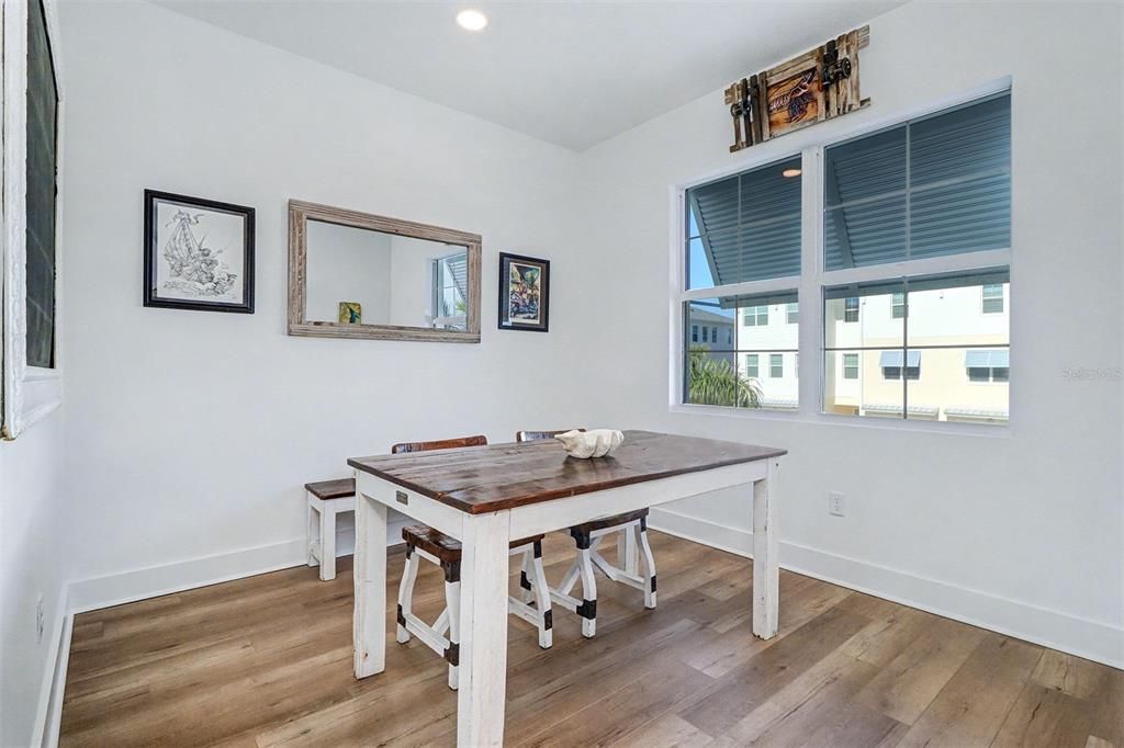 待售: $665,000 (3 贝兹, 2 浴室, 2248 平方英尺)