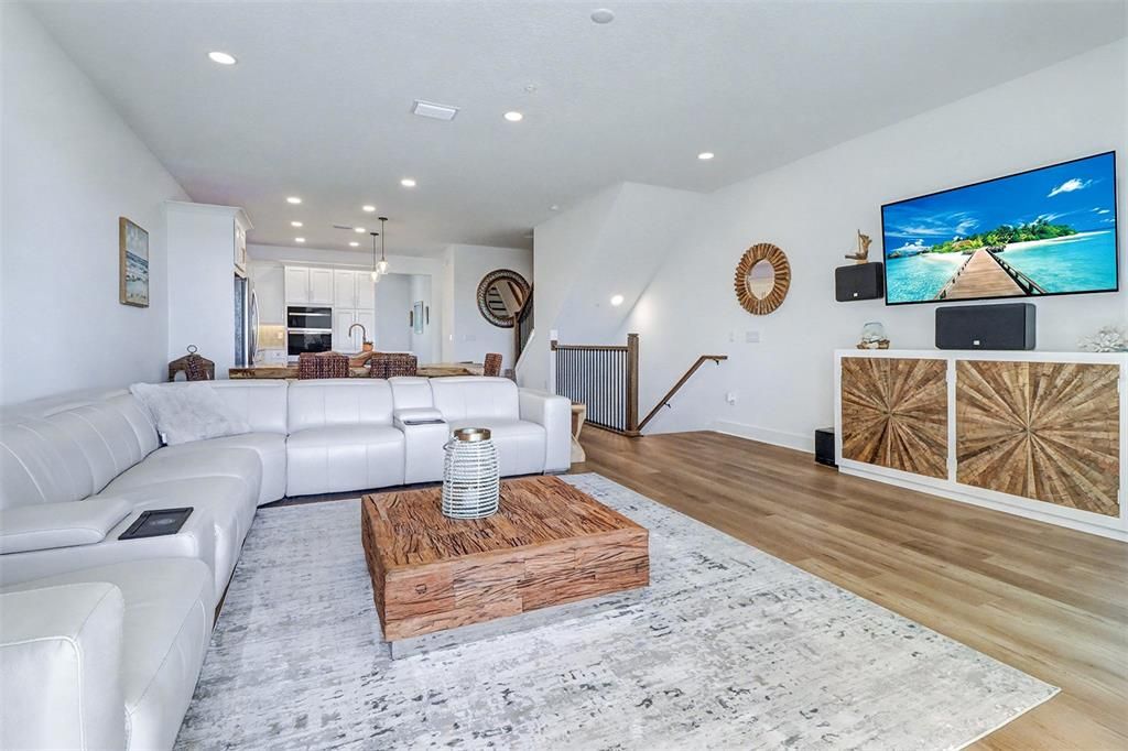 待售: $665,000 (3 贝兹, 2 浴室, 2248 平方英尺)