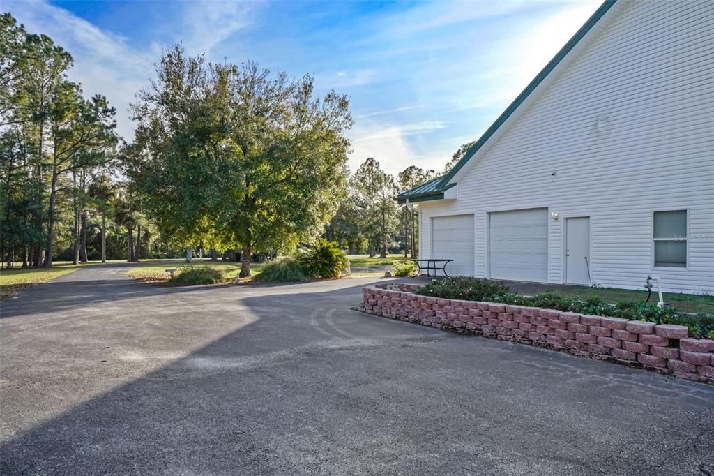 For Sale: $980,000 (4 beds, 3 baths, 2678 Square Feet)