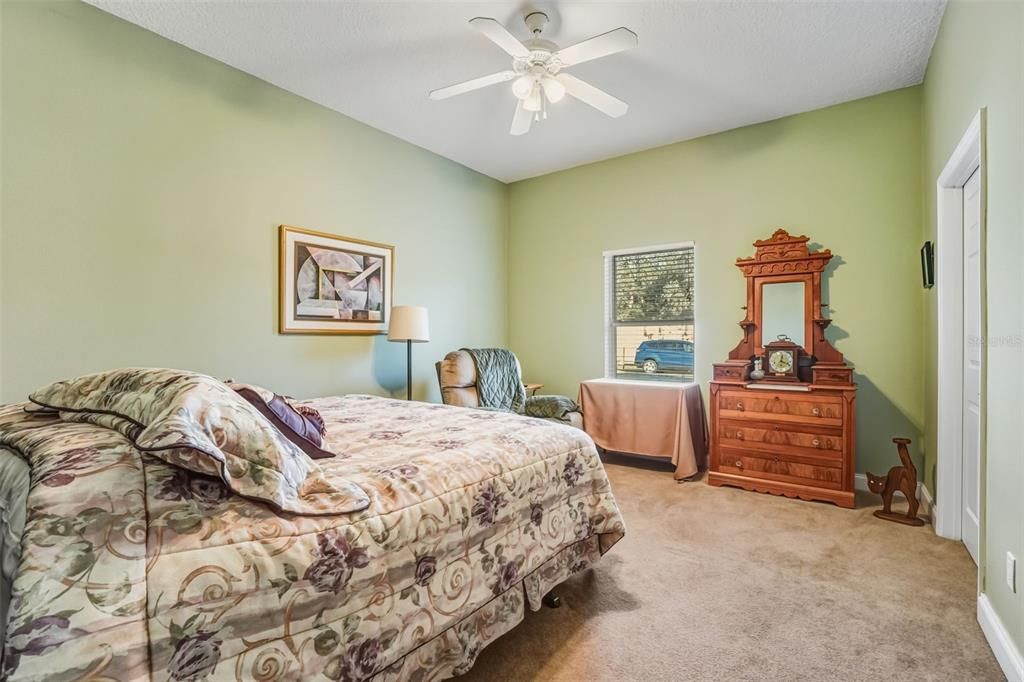 For Sale: $980,000 (4 beds, 3 baths, 2678 Square Feet)