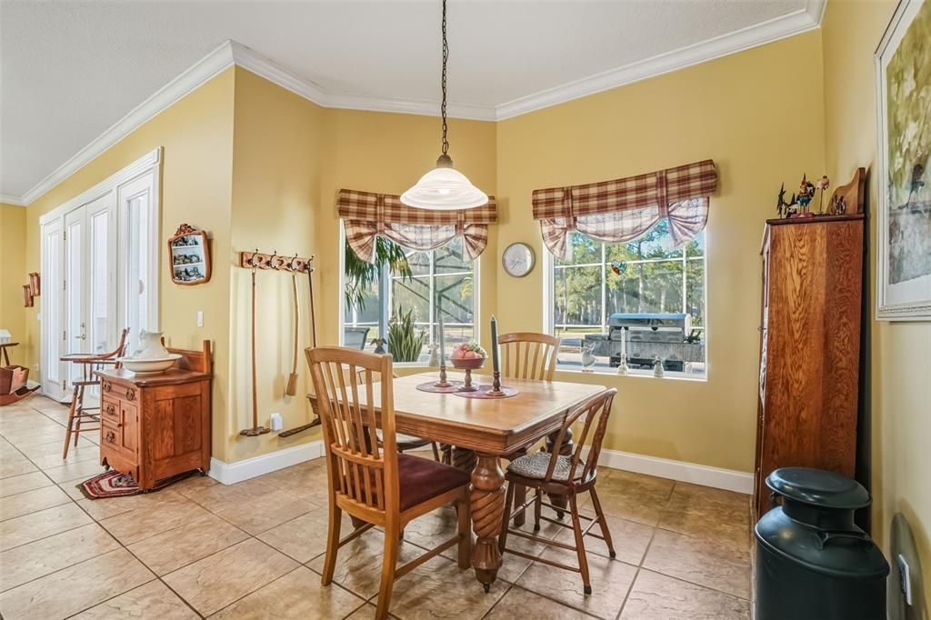 For Sale: $980,000 (4 beds, 3 baths, 2678 Square Feet)