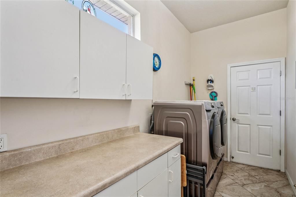 На продажу: $575,700 (3 спален, 3 ванн, 2632 Квадратных фут)