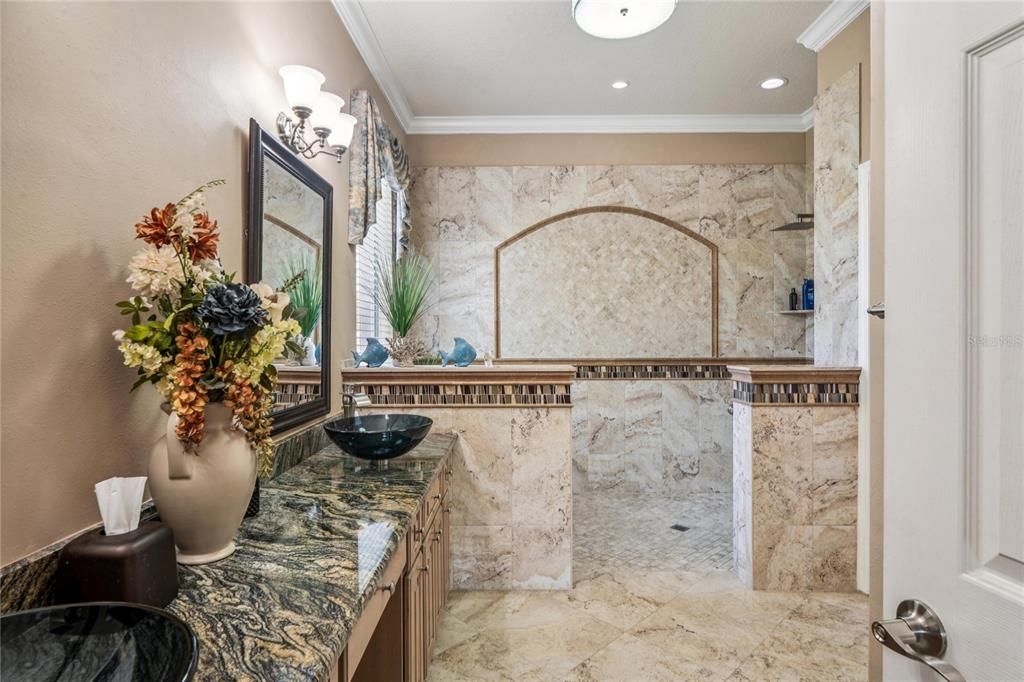 На продажу: $575,700 (3 спален, 3 ванн, 2632 Квадратных фут)