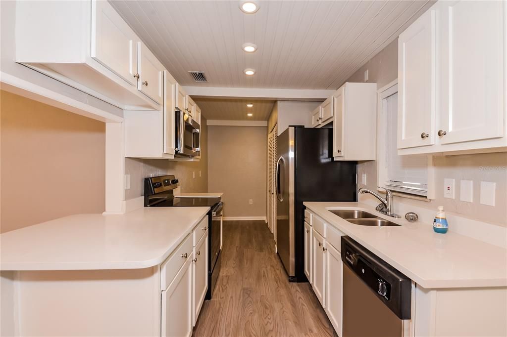 En Renta: $2,095 (3 camas, 2 baños, 1412 Pies cuadrados)