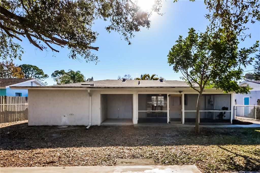 En Renta: $2,095 (3 camas, 2 baños, 1412 Pies cuadrados)