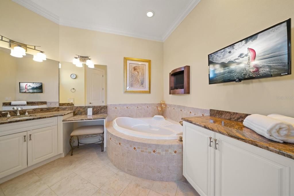 待售: $3,799,999 (5 贝兹, 4 浴室, 4190 平方英尺)