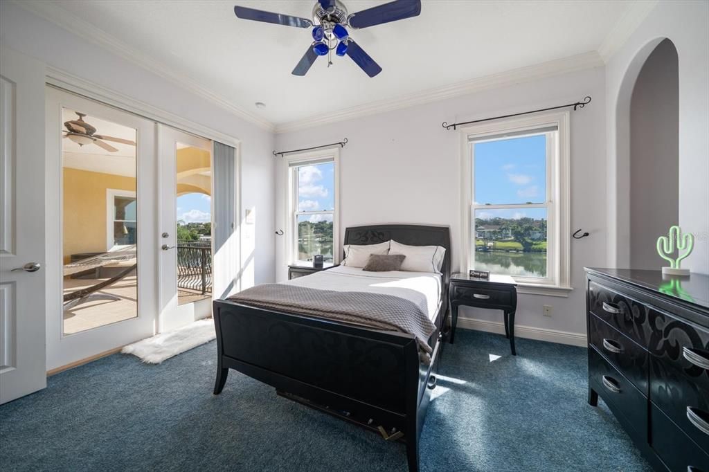 待售: $3,799,999 (5 贝兹, 4 浴室, 4190 平方英尺)