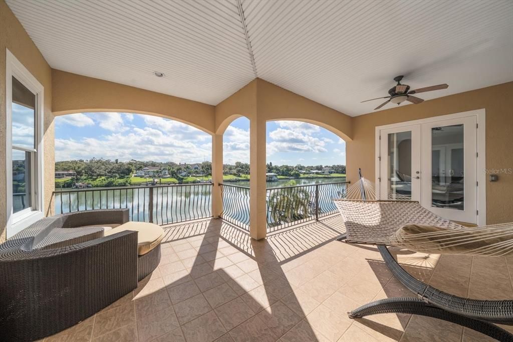 待售: $3,799,999 (5 贝兹, 4 浴室, 4190 平方英尺)