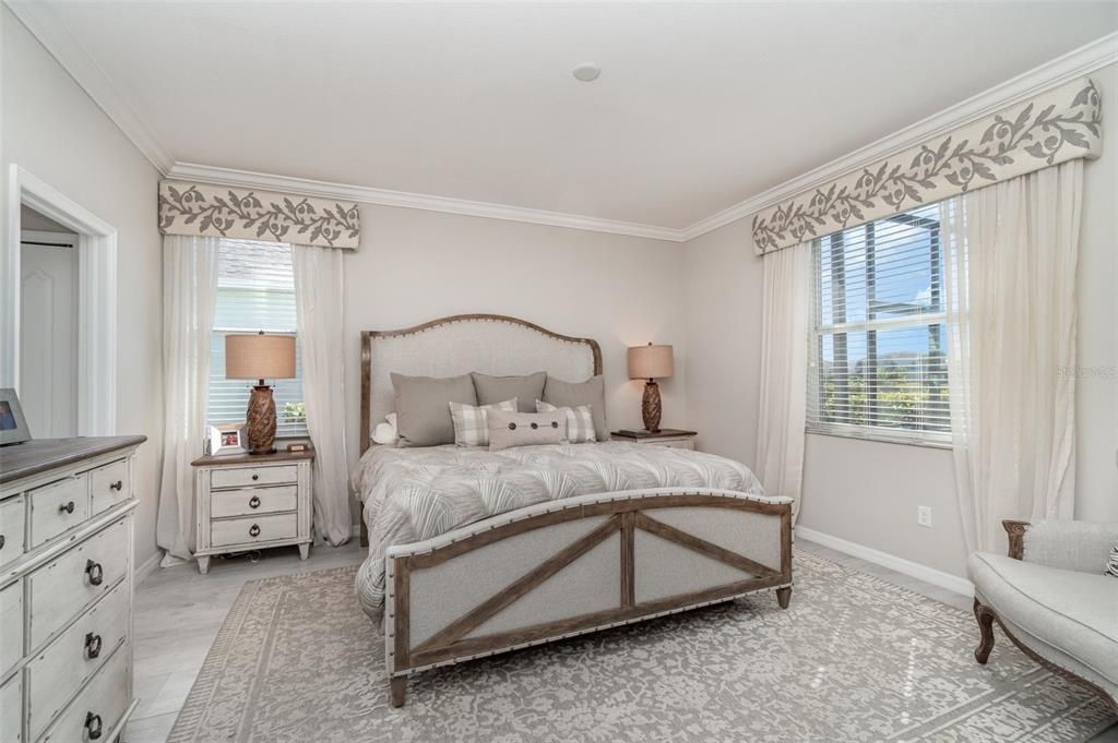 待售: $489,000 (4 贝兹, 3 浴室, 2027 平方英尺)