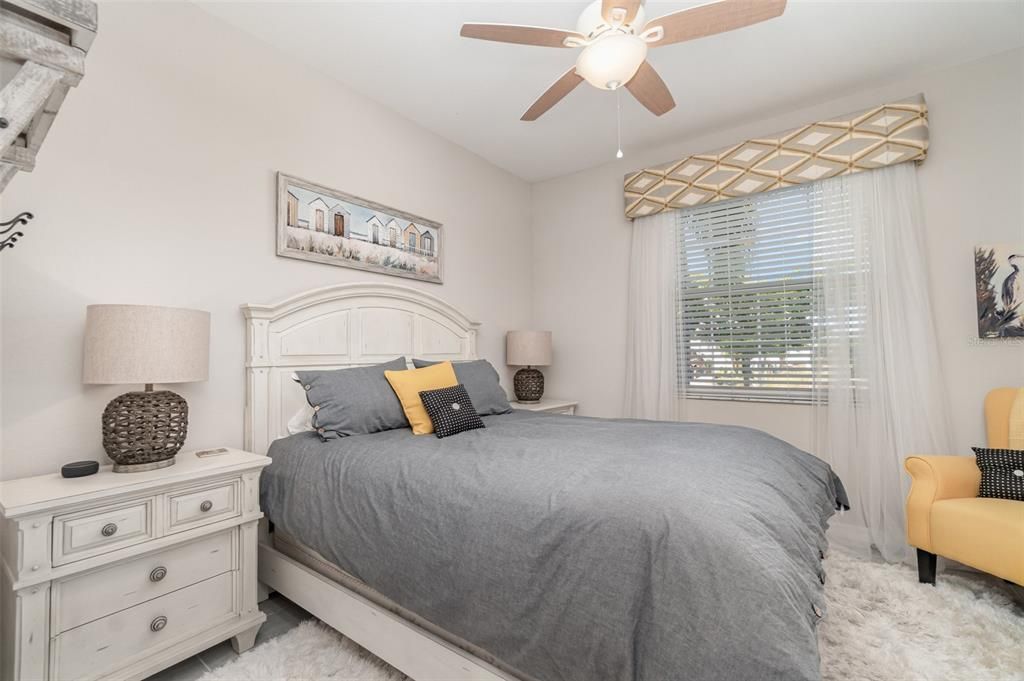 待售: $489,000 (4 贝兹, 3 浴室, 2027 平方英尺)