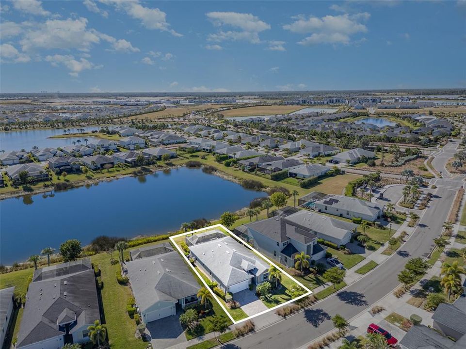 待售: $489,000 (4 贝兹, 3 浴室, 2027 平方英尺)