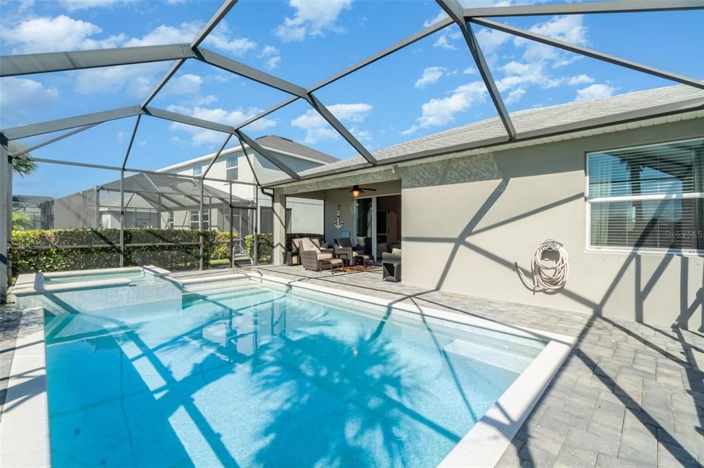 待售: $489,000 (4 贝兹, 3 浴室, 2027 平方英尺)