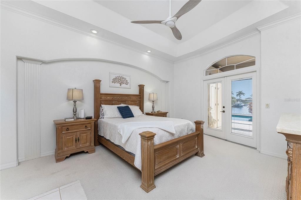 На продажу: $829,000 (3 спален, 2 ванн, 2429 Квадратных фут)