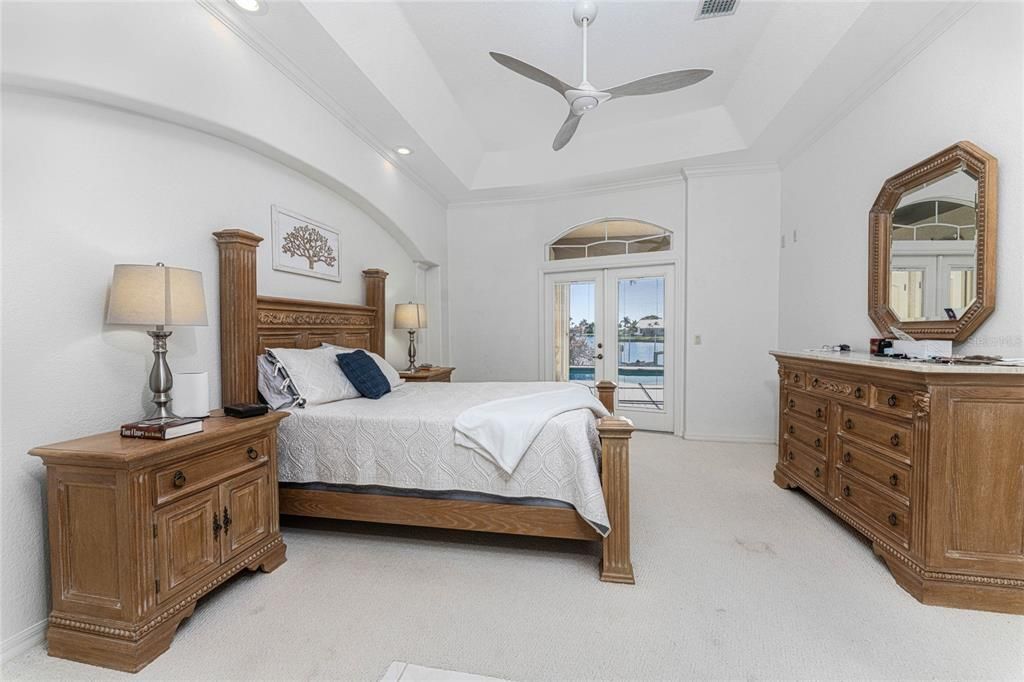 На продажу: $829,000 (3 спален, 2 ванн, 2429 Квадратных фут)