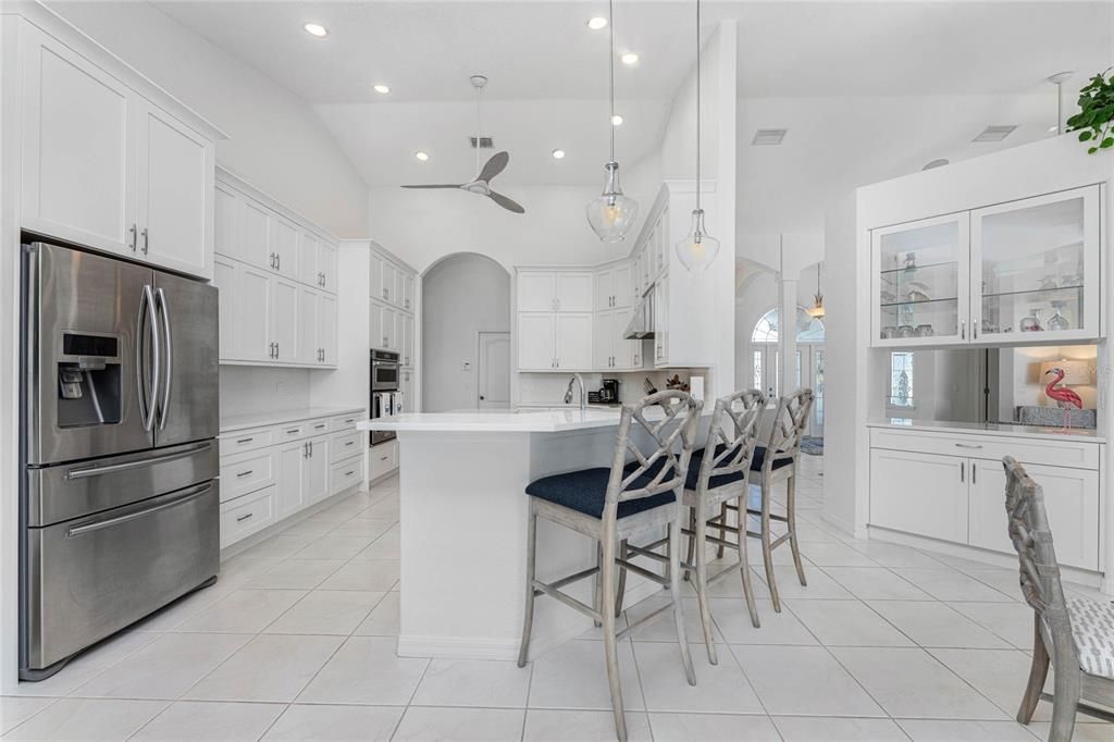 На продажу: $829,000 (3 спален, 2 ванн, 2429 Квадратных фут)