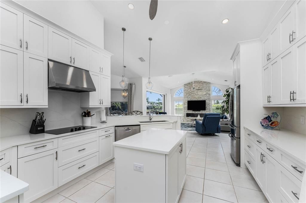 На продажу: $829,000 (3 спален, 2 ванн, 2429 Квадратных фут)