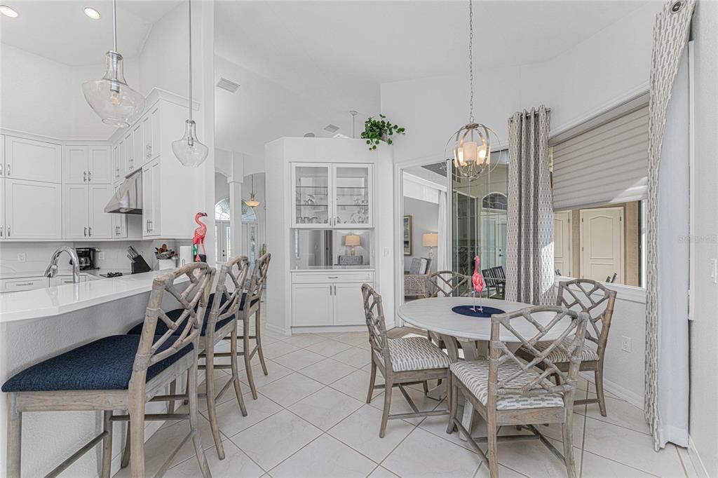 На продажу: $829,000 (3 спален, 2 ванн, 2429 Квадратных фут)