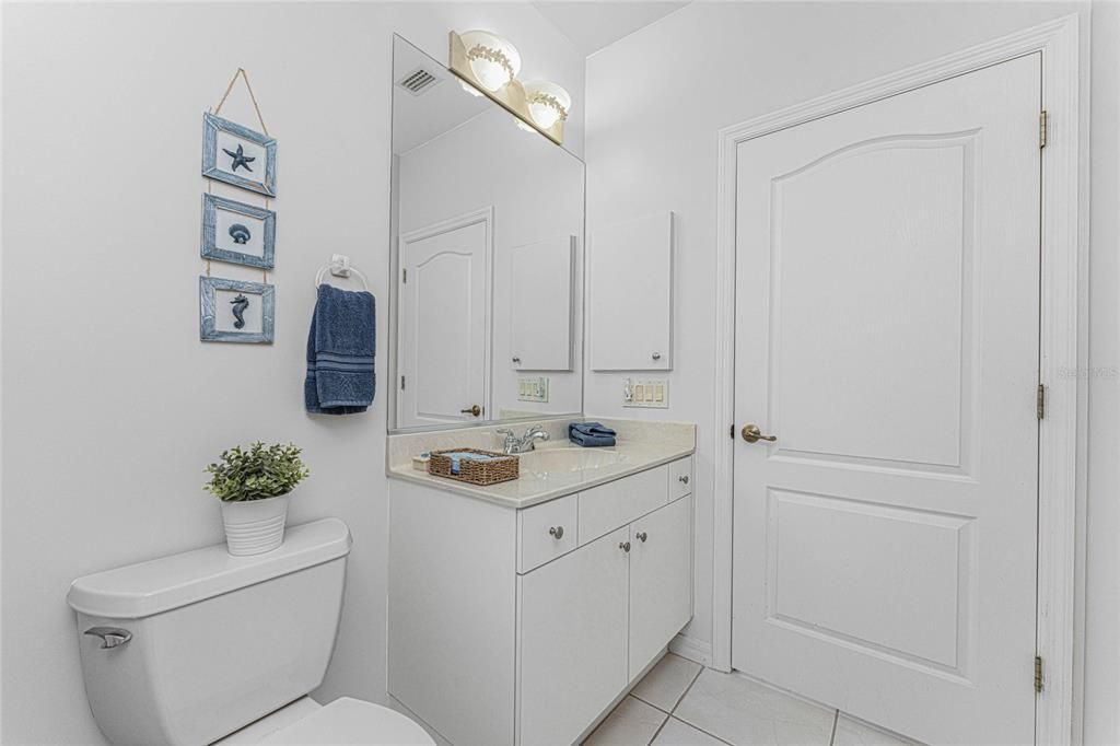 На продажу: $829,000 (3 спален, 2 ванн, 2429 Квадратных фут)