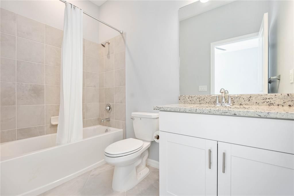 For Sale: $389,000 (3 beds, 3 baths, 1822 Square Feet)