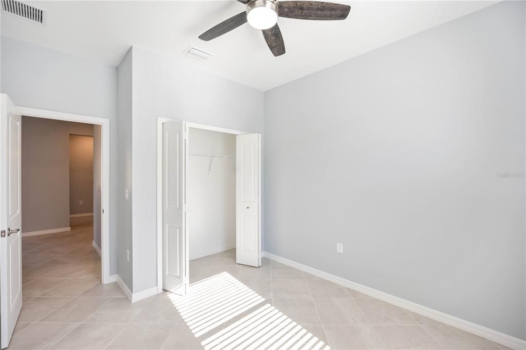 For Sale: $389,000 (3 beds, 3 baths, 1822 Square Feet)