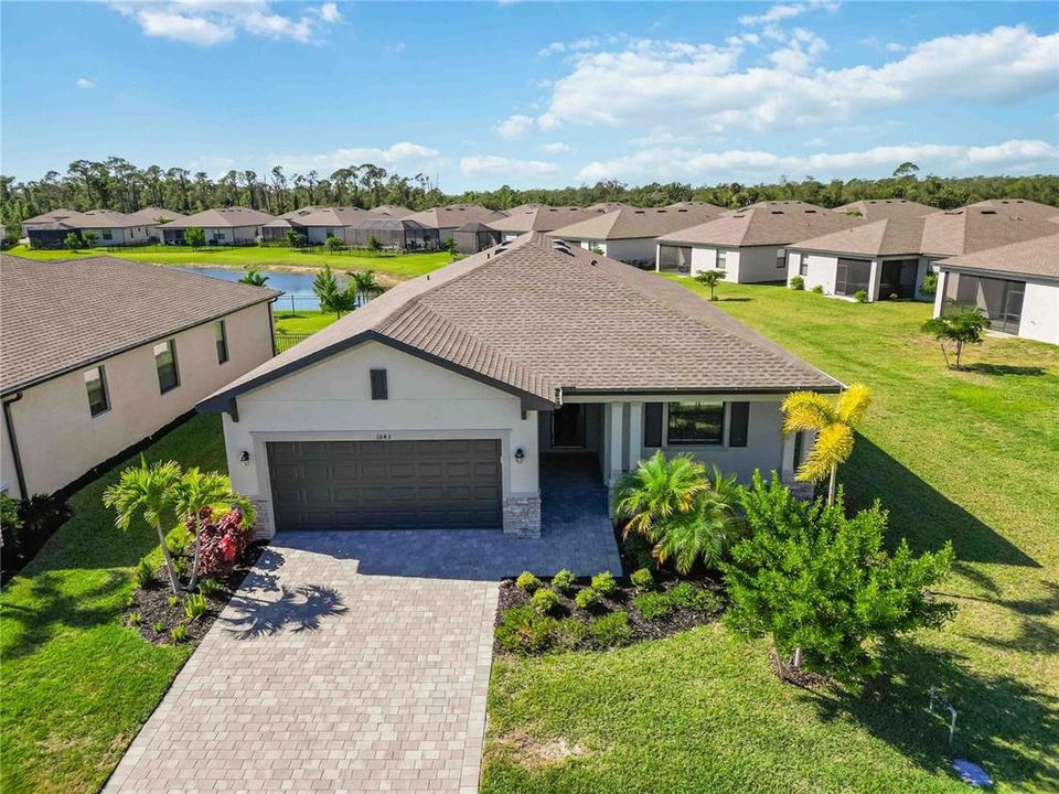 For Sale: $389,000 (3 beds, 3 baths, 1822 Square Feet)