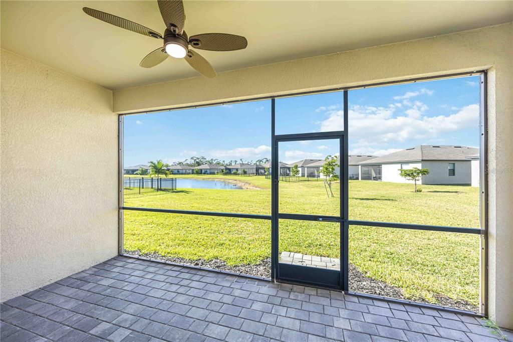 For Sale: $389,000 (3 beds, 3 baths, 1822 Square Feet)