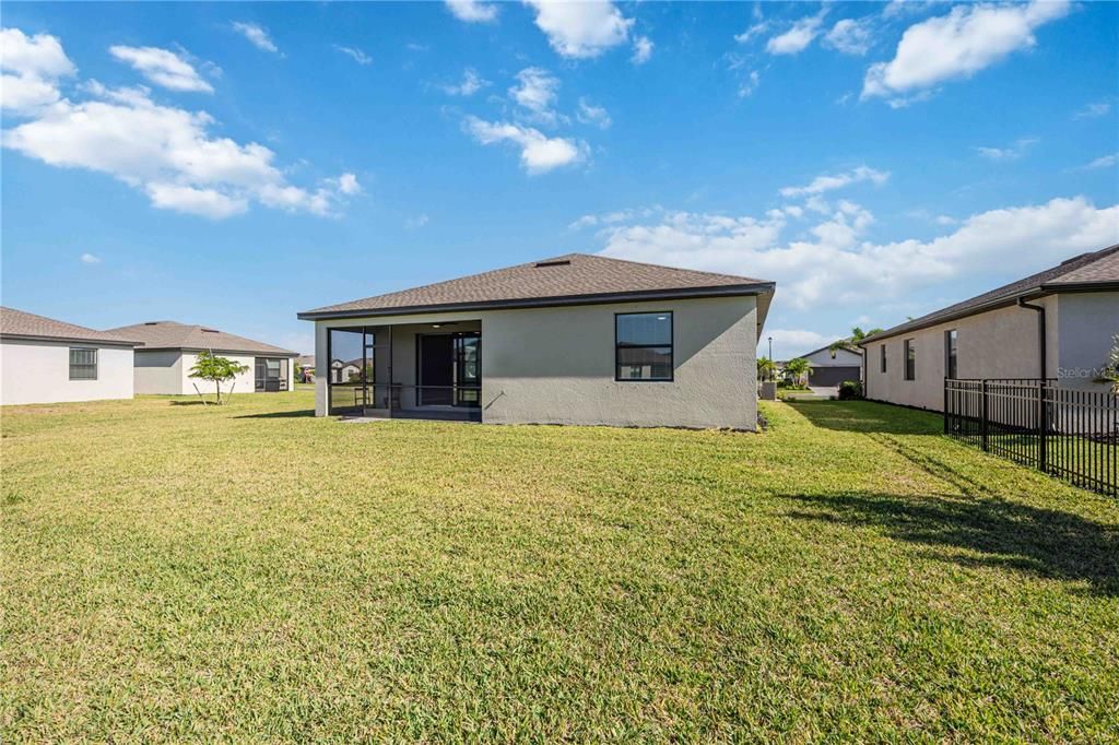 For Sale: $389,000 (3 beds, 3 baths, 1822 Square Feet)