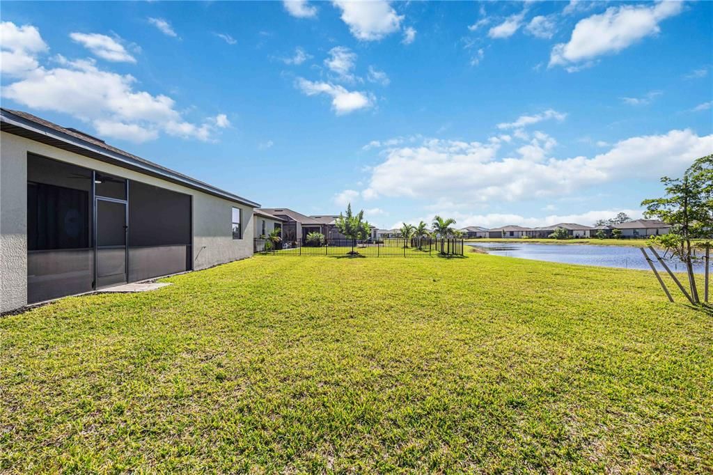 For Sale: $389,000 (3 beds, 3 baths, 1822 Square Feet)