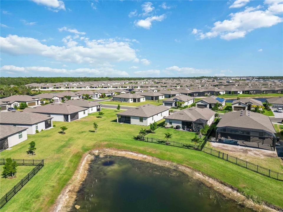 For Sale: $389,000 (3 beds, 3 baths, 1822 Square Feet)