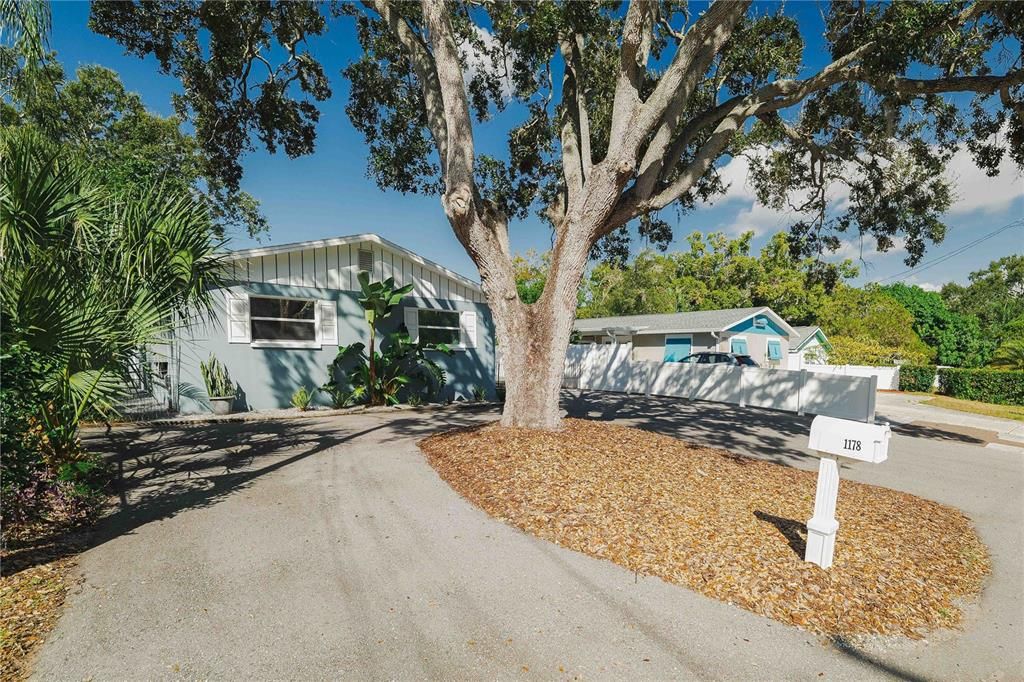 合同活跃: $439,900 (3 贝兹, 2 浴室, 1392 平方英尺)