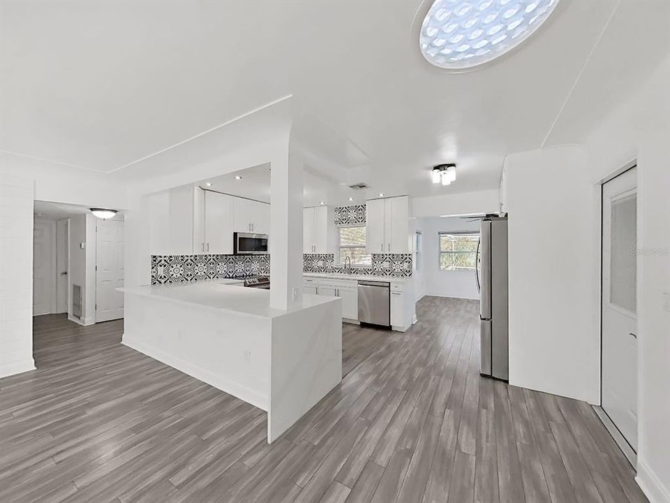 待售: $445,000 (3 贝兹, 2 浴室, 1257 平方英尺)