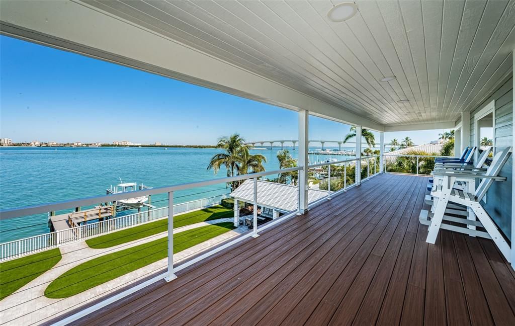 En Venta: $2,975,000 (4 camas, 2 baños, 3323 Pies cuadrados)