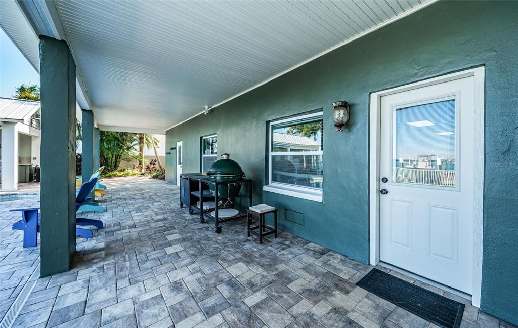 En Venta: $2,975,000 (4 camas, 2 baños, 3323 Pies cuadrados)