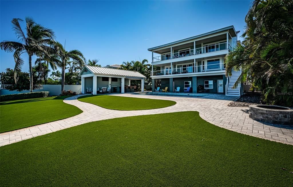 En Venta: $2,975,000 (4 camas, 2 baños, 3323 Pies cuadrados)