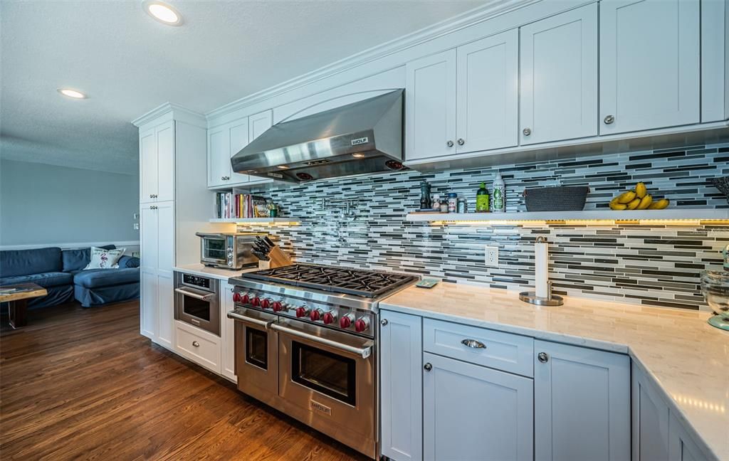 En Venta: $2,975,000 (4 camas, 2 baños, 3323 Pies cuadrados)