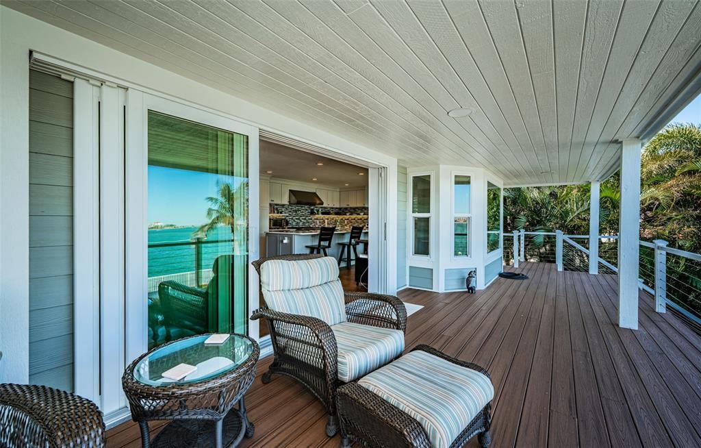 En Venta: $2,975,000 (4 camas, 2 baños, 3323 Pies cuadrados)