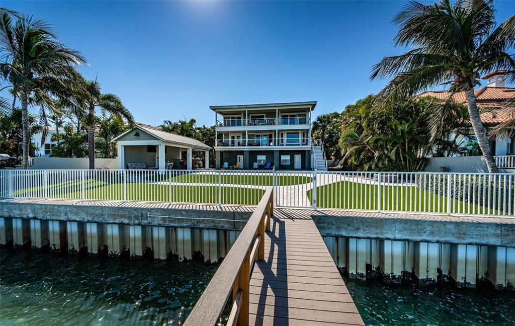 En Venta: $2,975,000 (4 camas, 2 baños, 3323 Pies cuadrados)