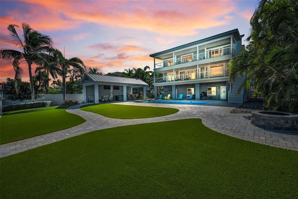 En Venta: $2,975,000 (4 camas, 2 baños, 3323 Pies cuadrados)