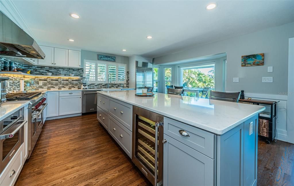 En Venta: $2,975,000 (4 camas, 2 baños, 3323 Pies cuadrados)