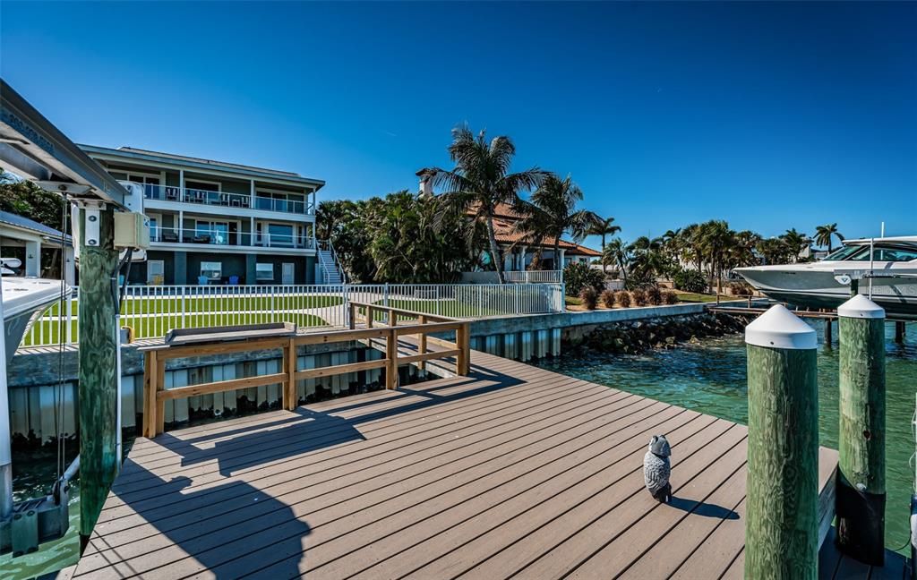 En Venta: $2,975,000 (4 camas, 2 baños, 3323 Pies cuadrados)