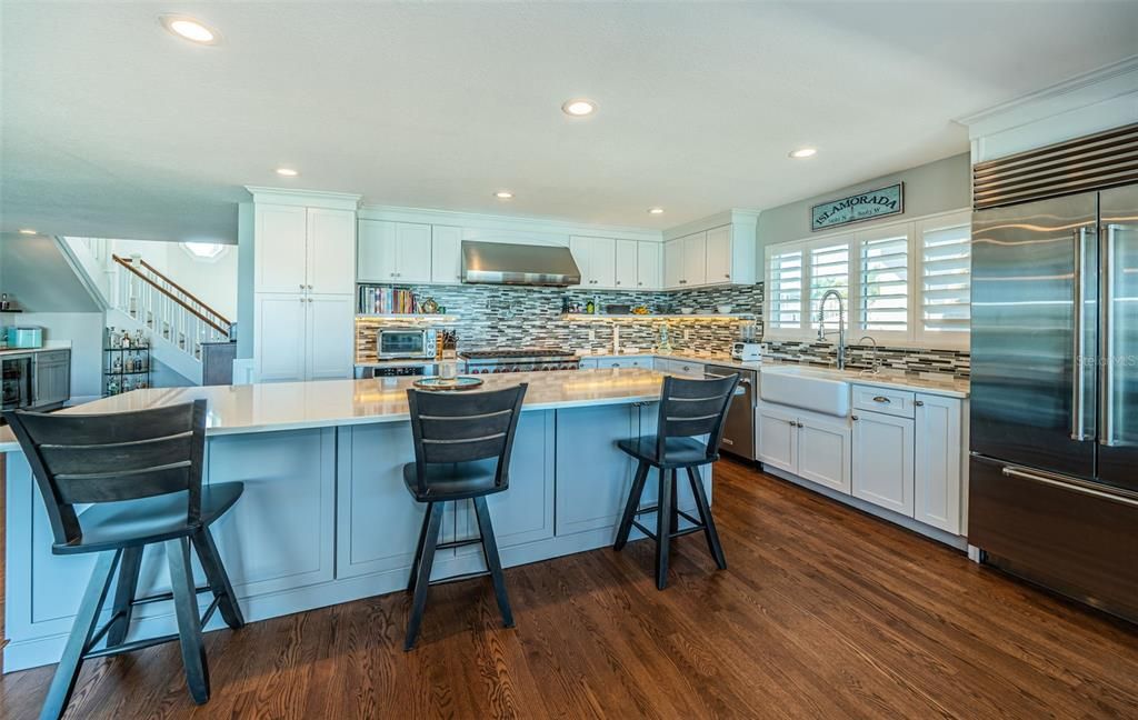 En Venta: $2,975,000 (4 camas, 2 baños, 3323 Pies cuadrados)