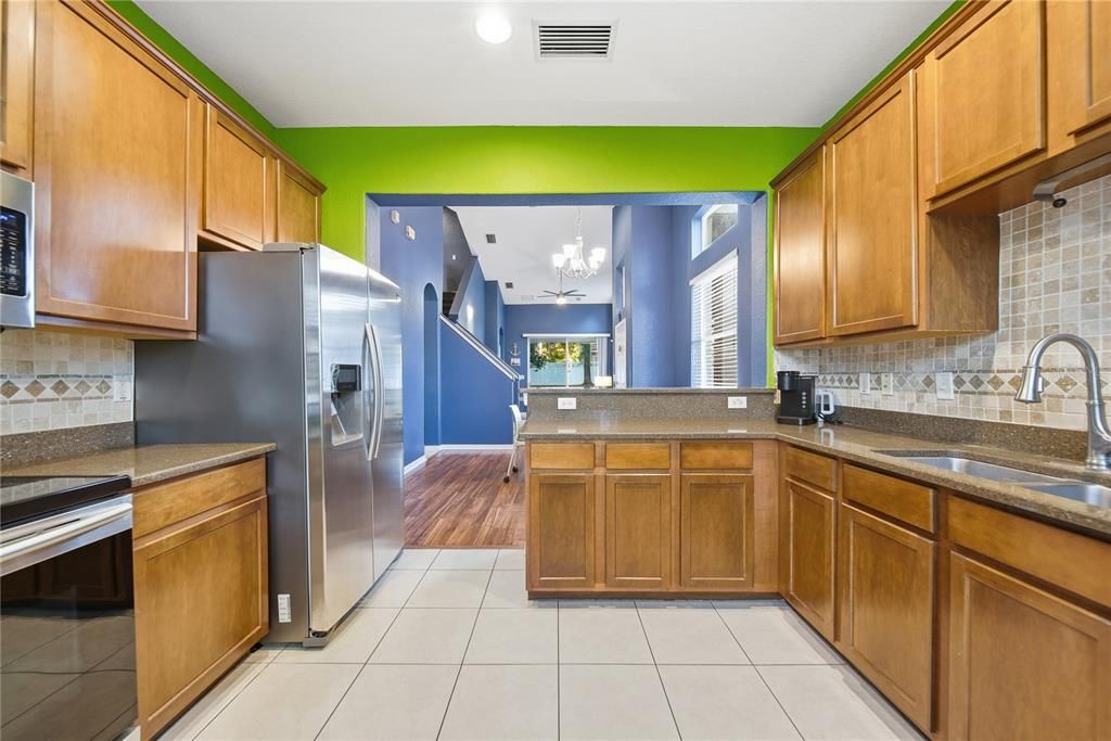 出租: $2,200 (3 贝兹, 2 浴室, 1602 平方英尺)