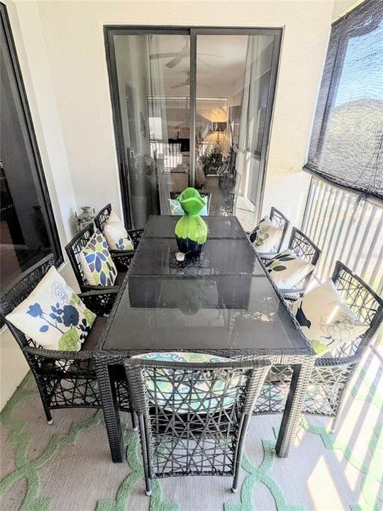 For Rent: $2,800 (3 beds, 2 baths, 2213 Square Feet)