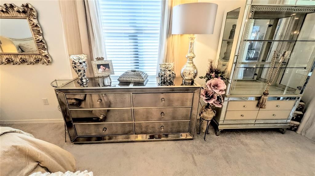 For Rent: $2,800 (3 beds, 2 baths, 2213 Square Feet)