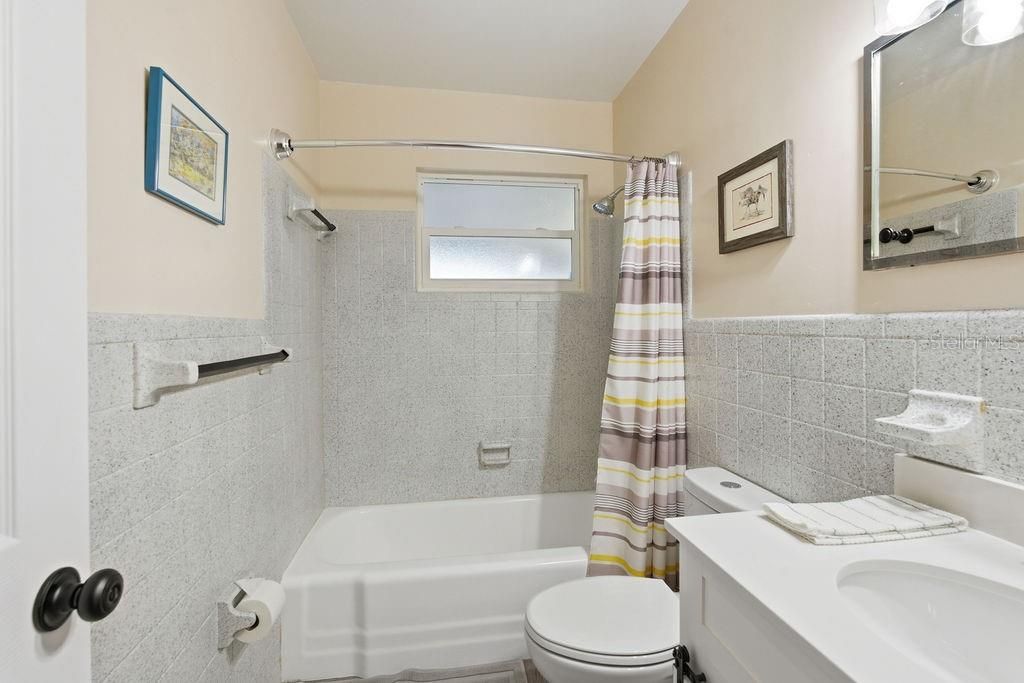 待售: $324,000 (2 贝兹, 2 浴室, 1517 平方英尺)