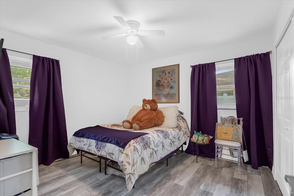 Active With Contract: $445,000 (3 beds, 2 baths, 1652 Square Feet)